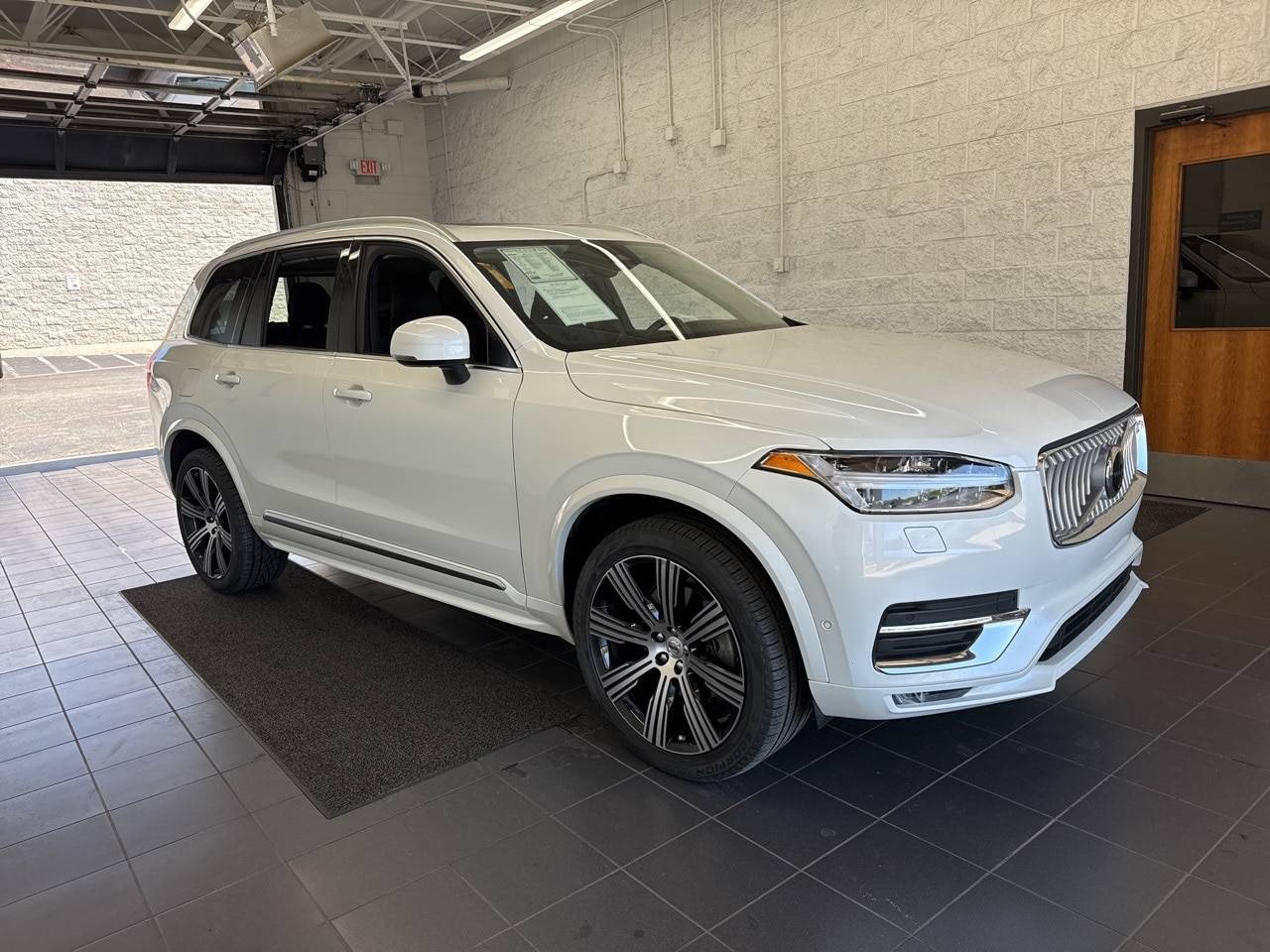 2023 Volvo XC90 Ultimate — SUV — 27,136 mi — Springfield, MO