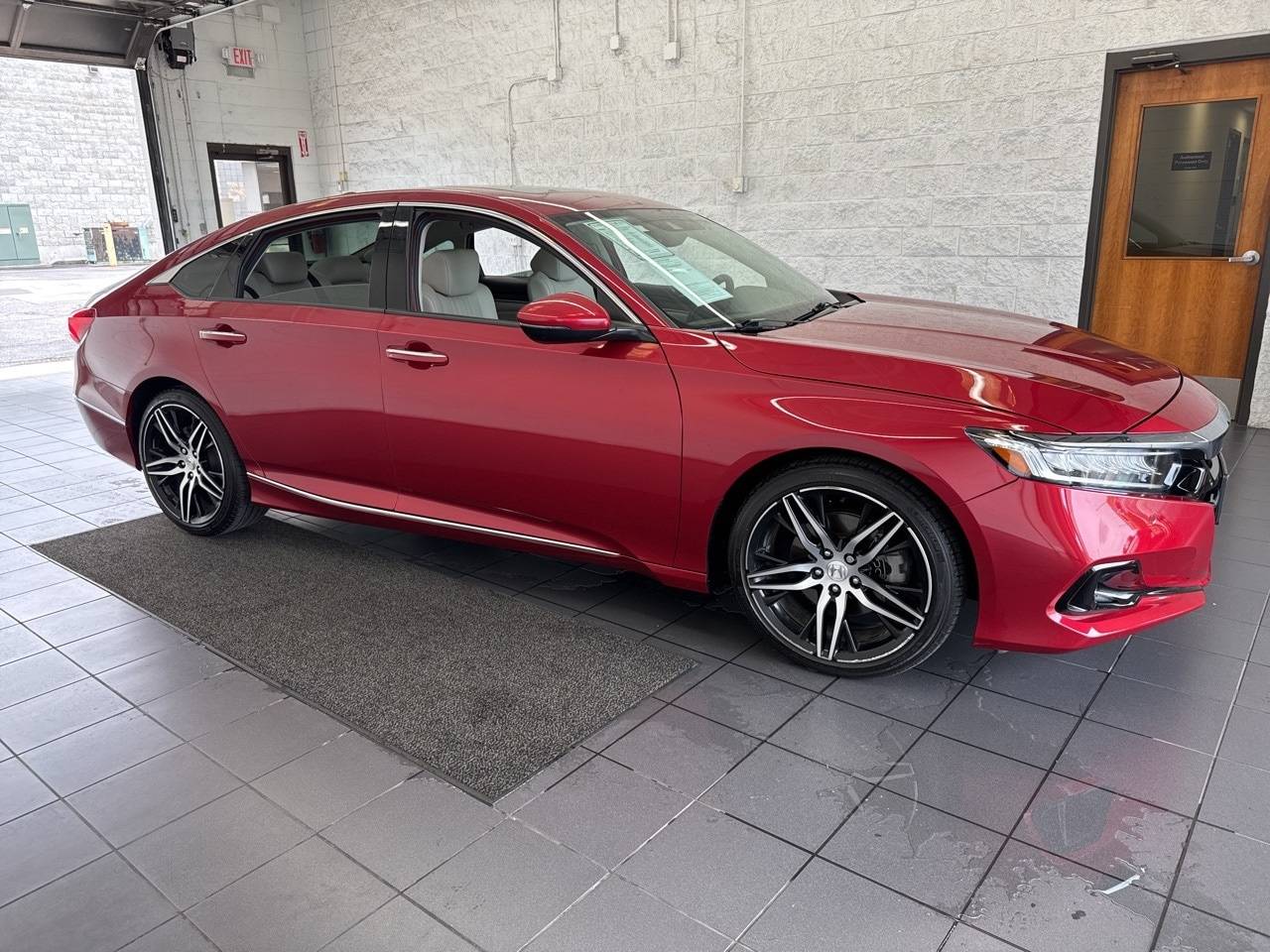 2021 Honda Accord Touring — Sedan — 28,662 mi — Springfield, MO