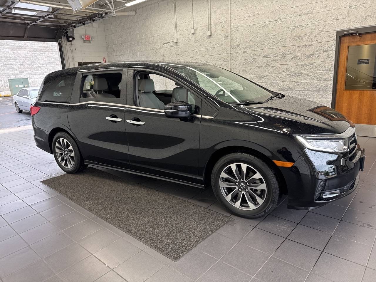 2022 Honda Odyssey EX-L — Minivan — 34,573 mi — Springfield, MO