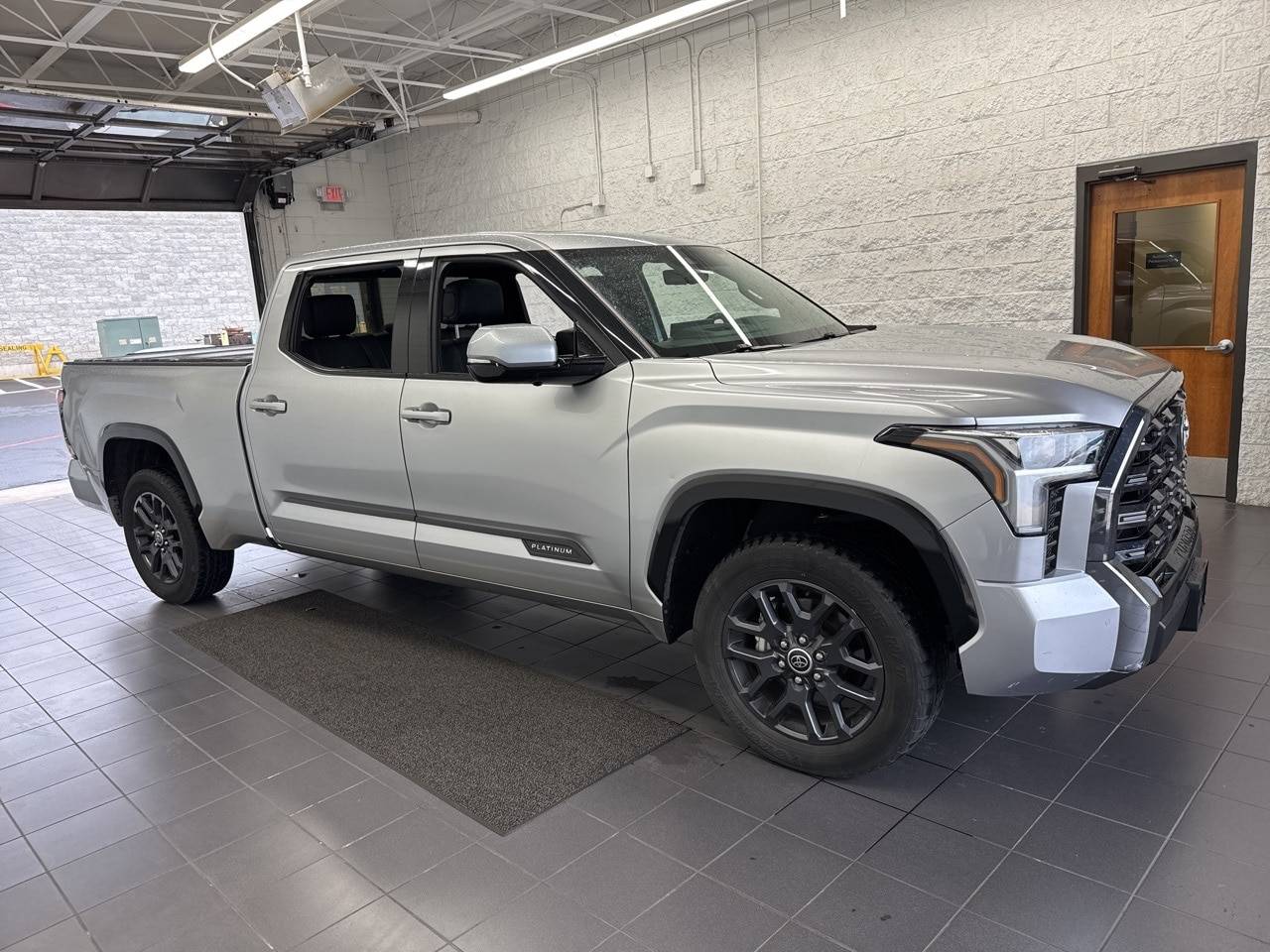2023 Toyota Tundra Platinum — Pickup Truck — 60,567 mi — Springfield, MO