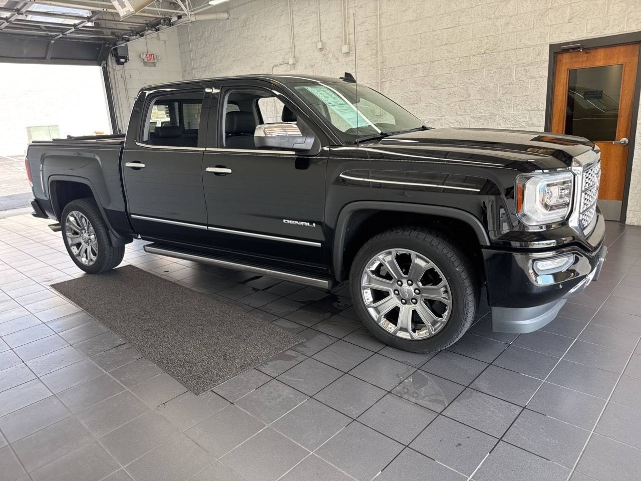 2017 GMC Sierra 1500 Denali — Pickup Truck — 81,075 mi — Springfield, MO