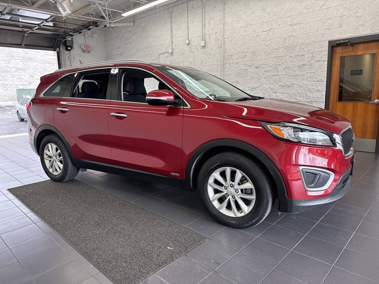 2017 Kia Sorento LX V6 — SUV — 50,036 mi — Springfield, MO