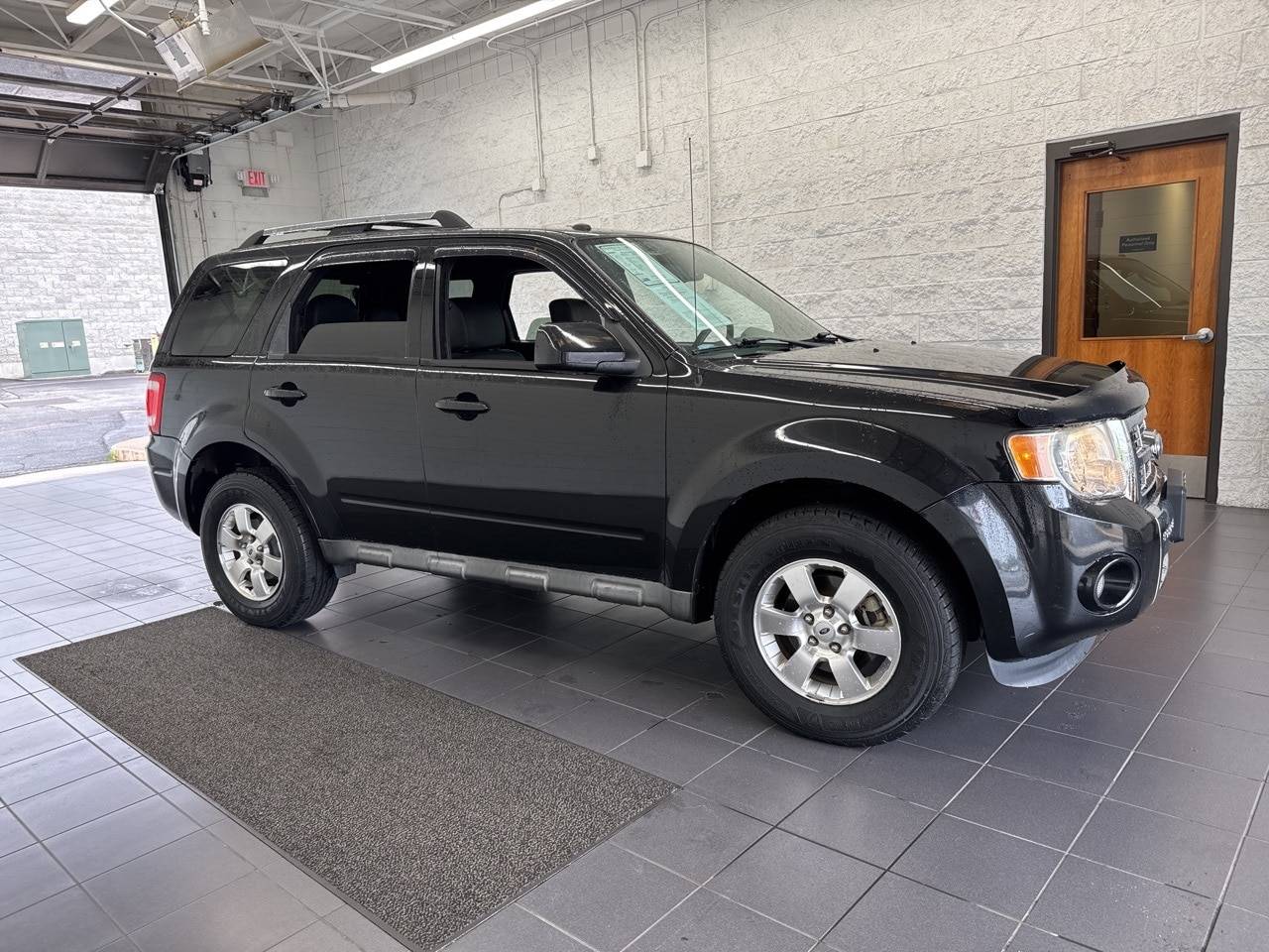 2011 Ford Escape Limited — SUV — 97,600 mi — Springfield, MO