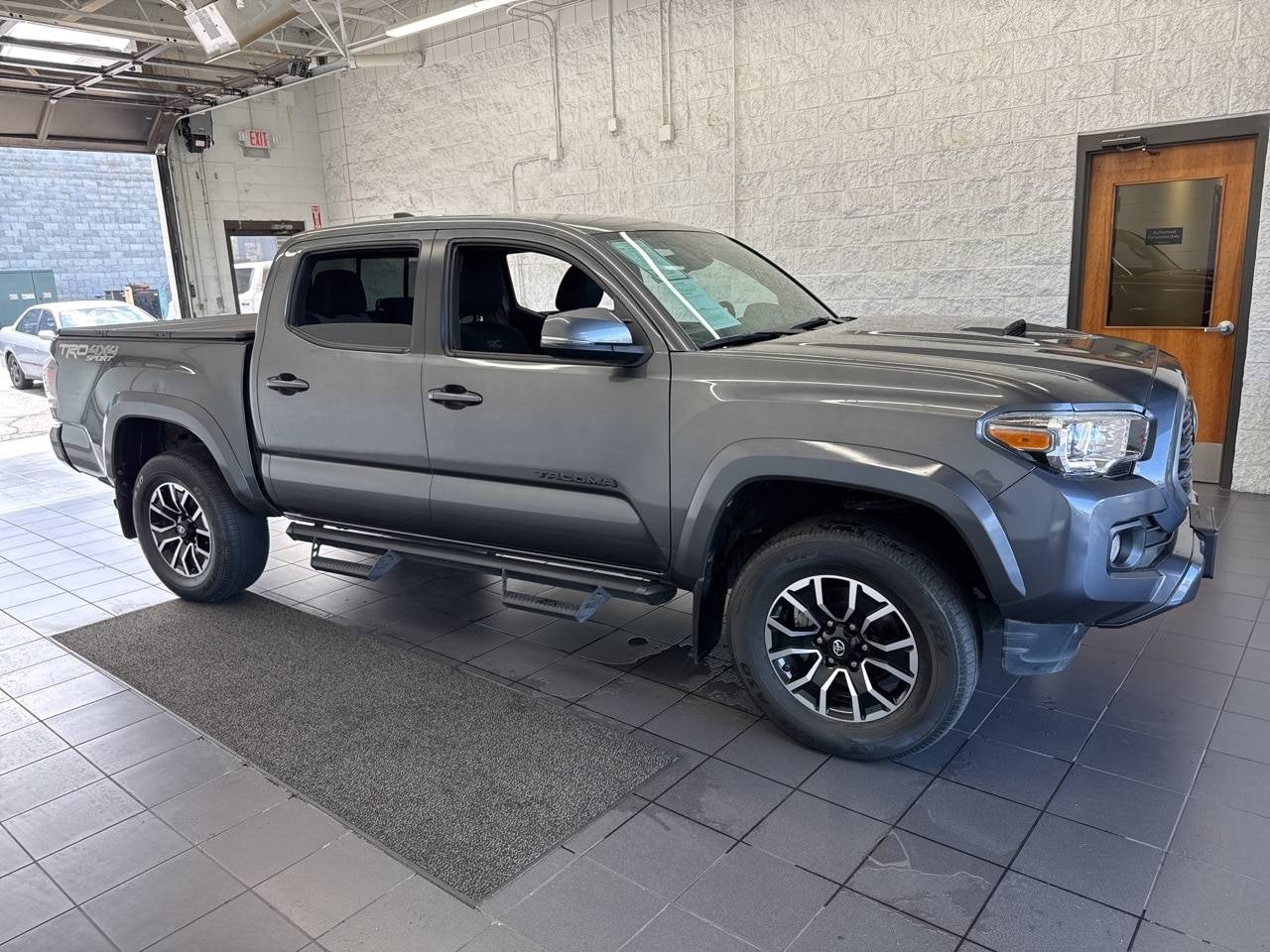 2020 Toyota Tacoma TRD Sport — Pickup Truck — 44,479 mi — Springfield, MO