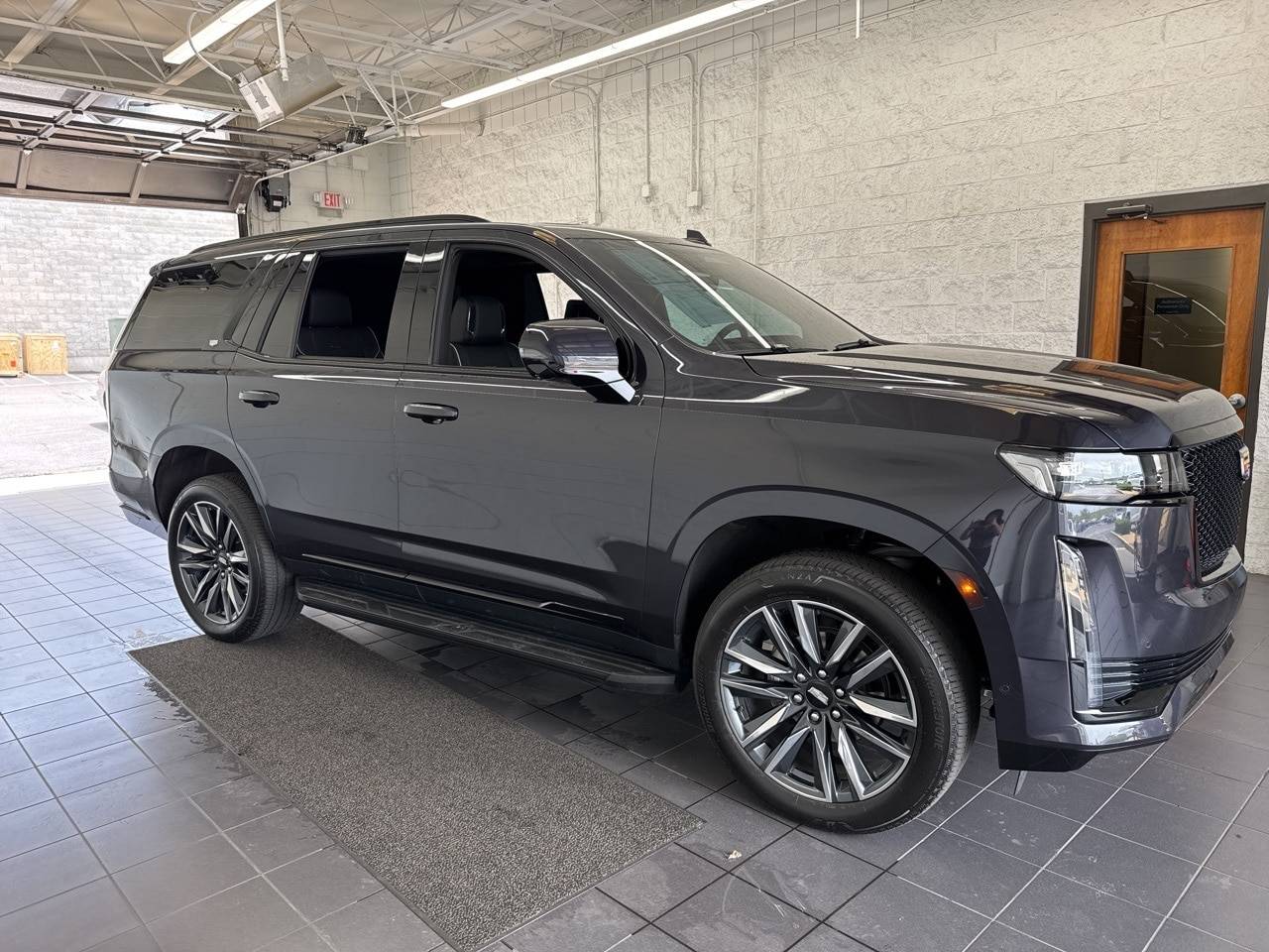 2024 Cadillac Escalade Sport — SUV — 22,496 mi — Springfield, MO