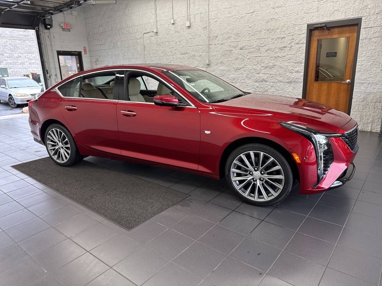 2025 Cadillac CT5 Premium Luxury — Sedan — 1,202 mi — Springfield, MO