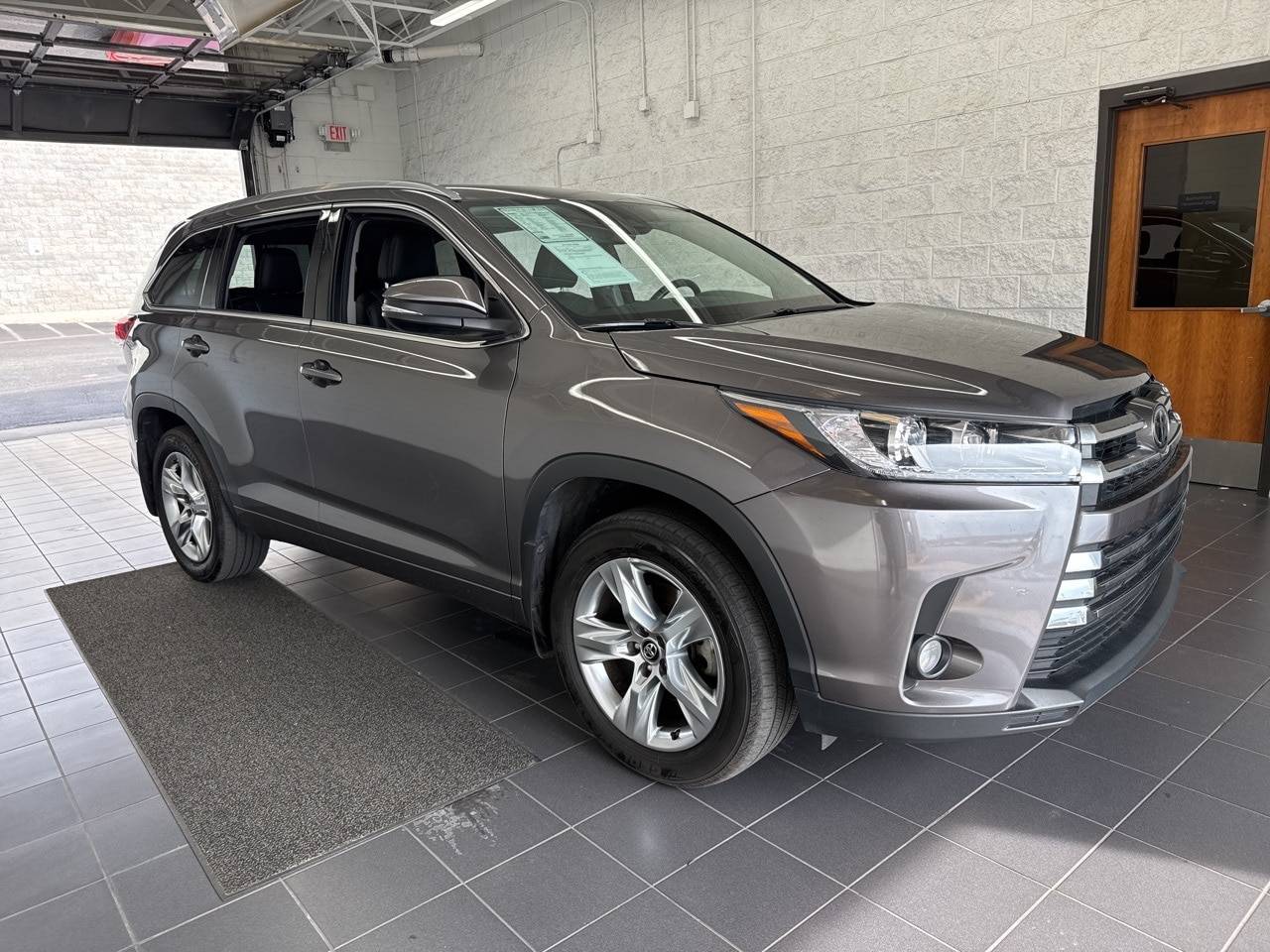 2017 Toyota Highlander Limited — SUV — 87,023 mi — Springfield, MO