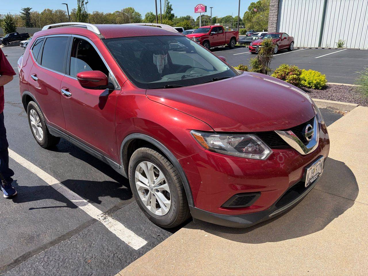 2016 Nissan Rogue SV — SUV — 85,935 mi — Springfield, MO