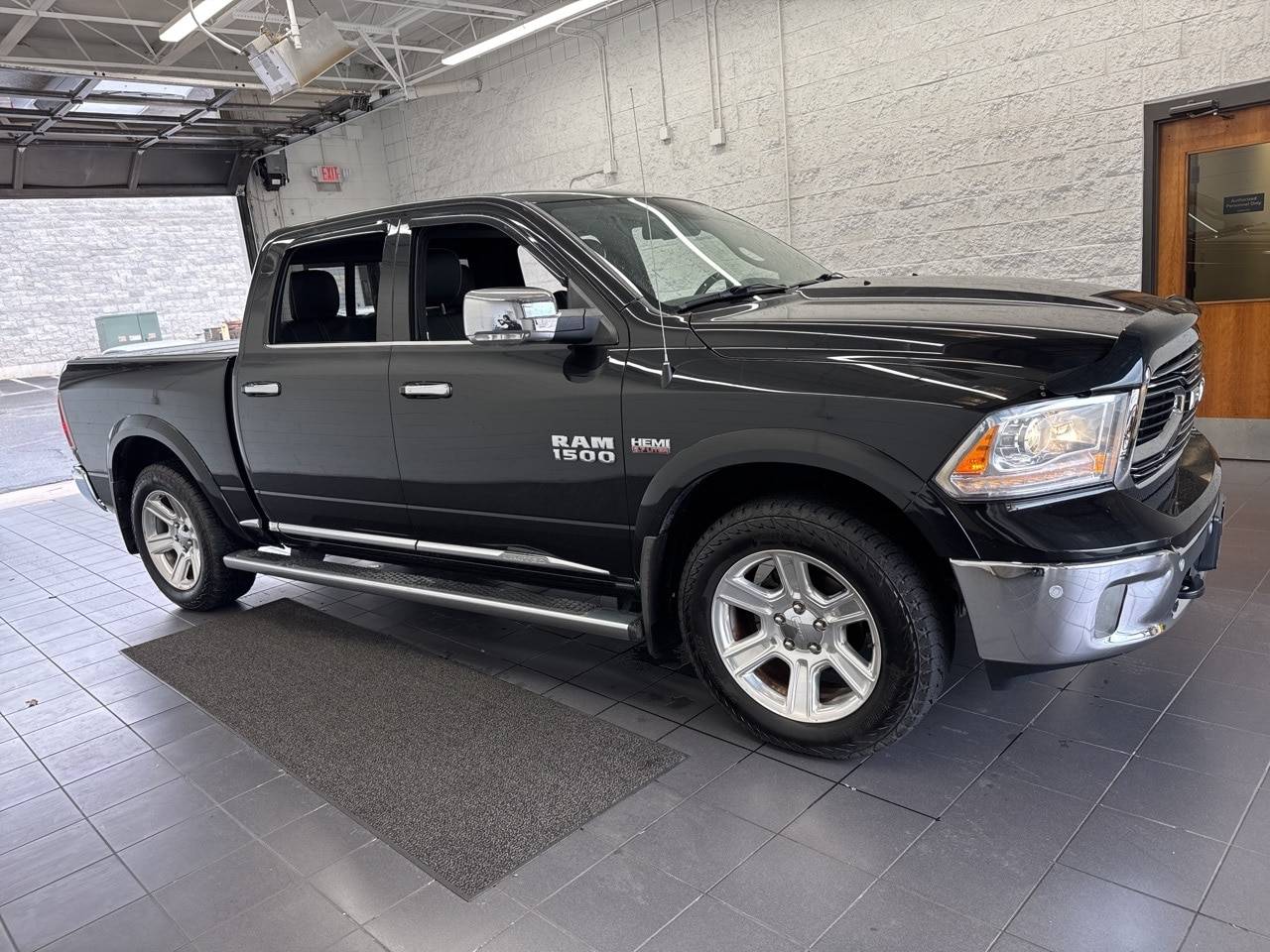 2016 Ram 1500 Longhorn Limited — Pickup Truck — 115,573 mi — Springfield, MO
