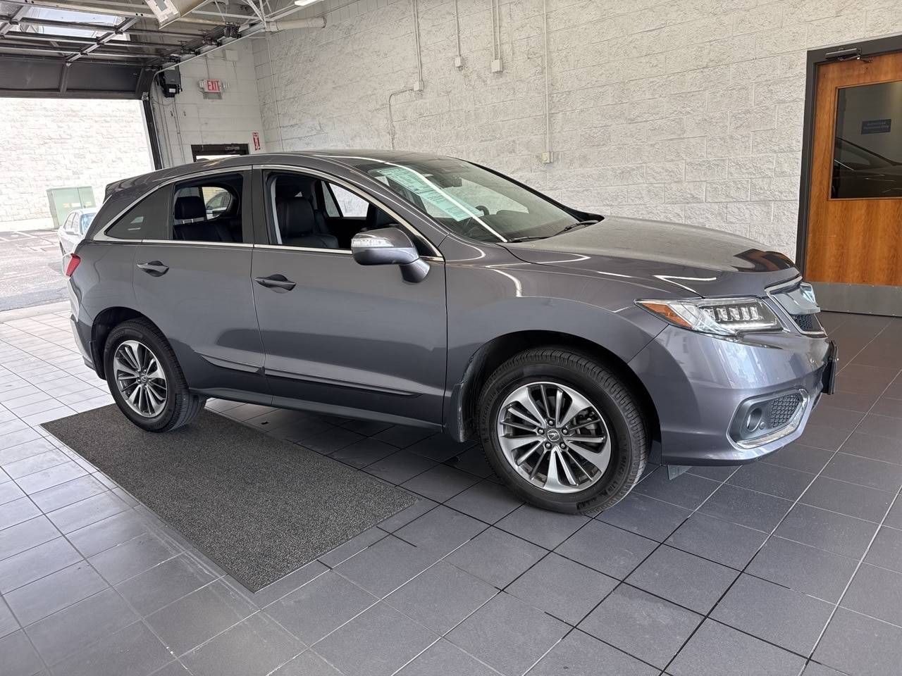 2018 Acura RDX Advance Package — SUV — 88,332 mi — Springfield, MO