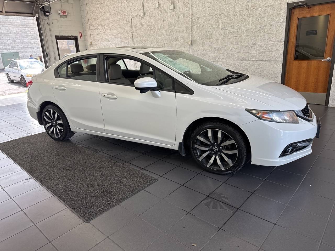 2014 Honda Civic EX-L — Sedan — 134,610 mi — Springfield, MO