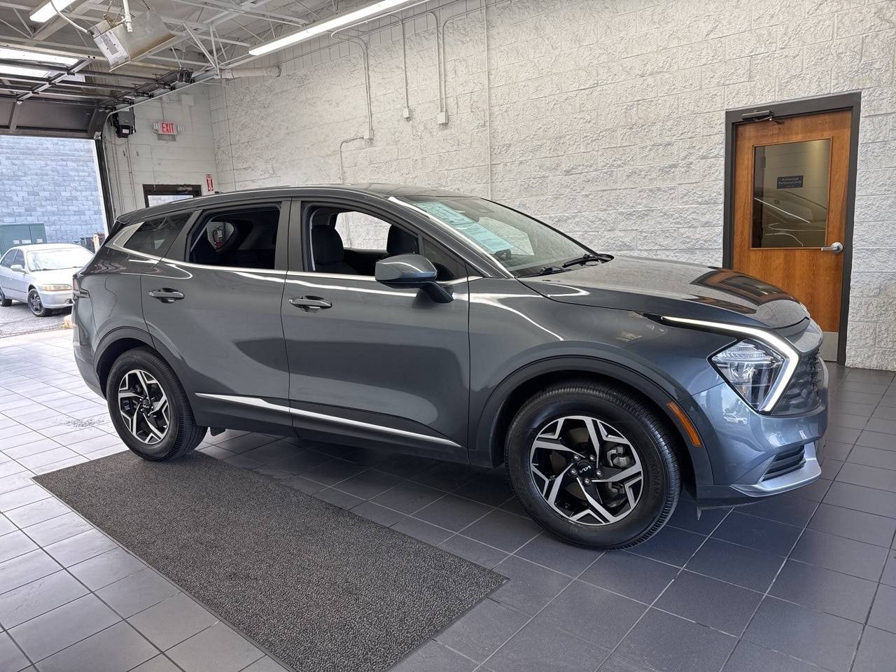 2023 Kia Sportage LX — SUV — 41,828 mi — Springfield, MO