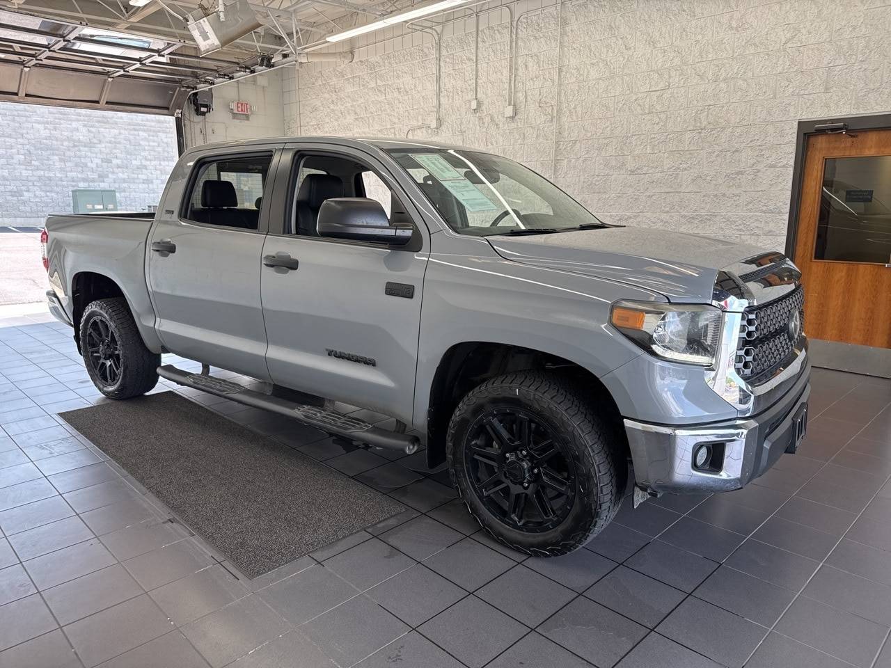 2020 Toyota Tundra SR5 — Pickup Truck — 113,240 mi — Springfield, MO