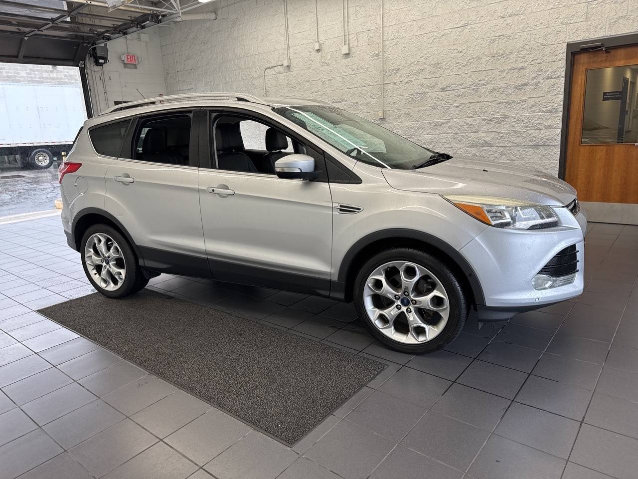 2016 Ford Escape Titanium — SUV — 127,131 mi — Springfield, MO