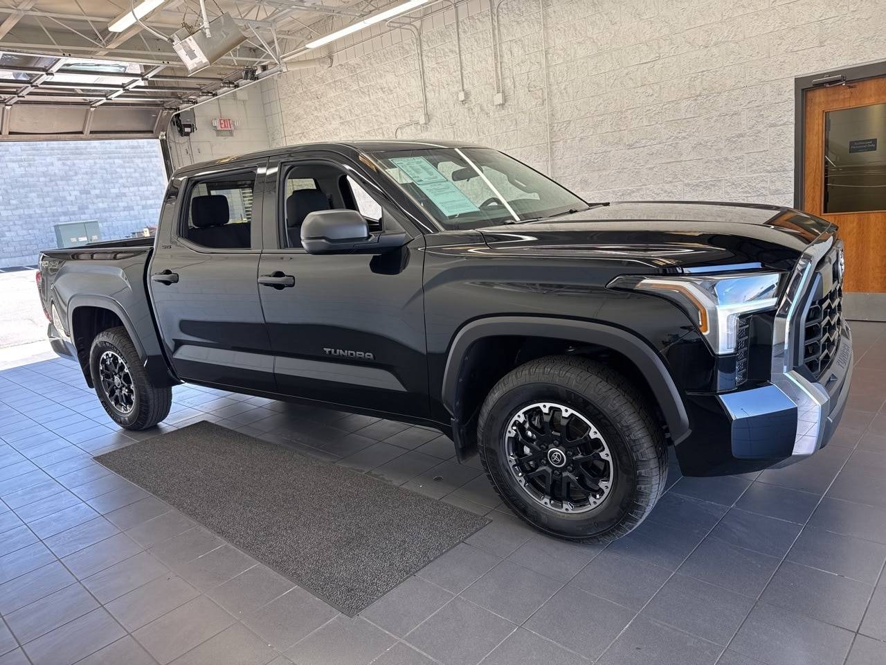 2024 Toyota Tundra SR5 — Pickup Truck — 15,089 mi — Springfield, MO