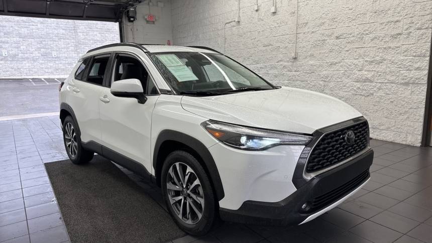 2023 Toyota Corolla Cross XLE — SUV — 43,491 mi — Springfield, MO
