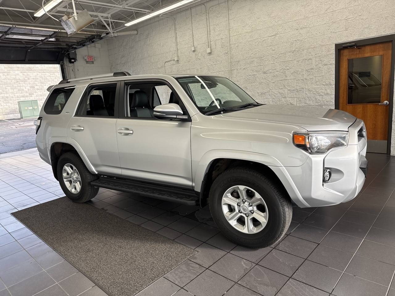 2024 Toyota 4Runner SR5 Premium — SUV — 36,090 mi — Springfield, MO
