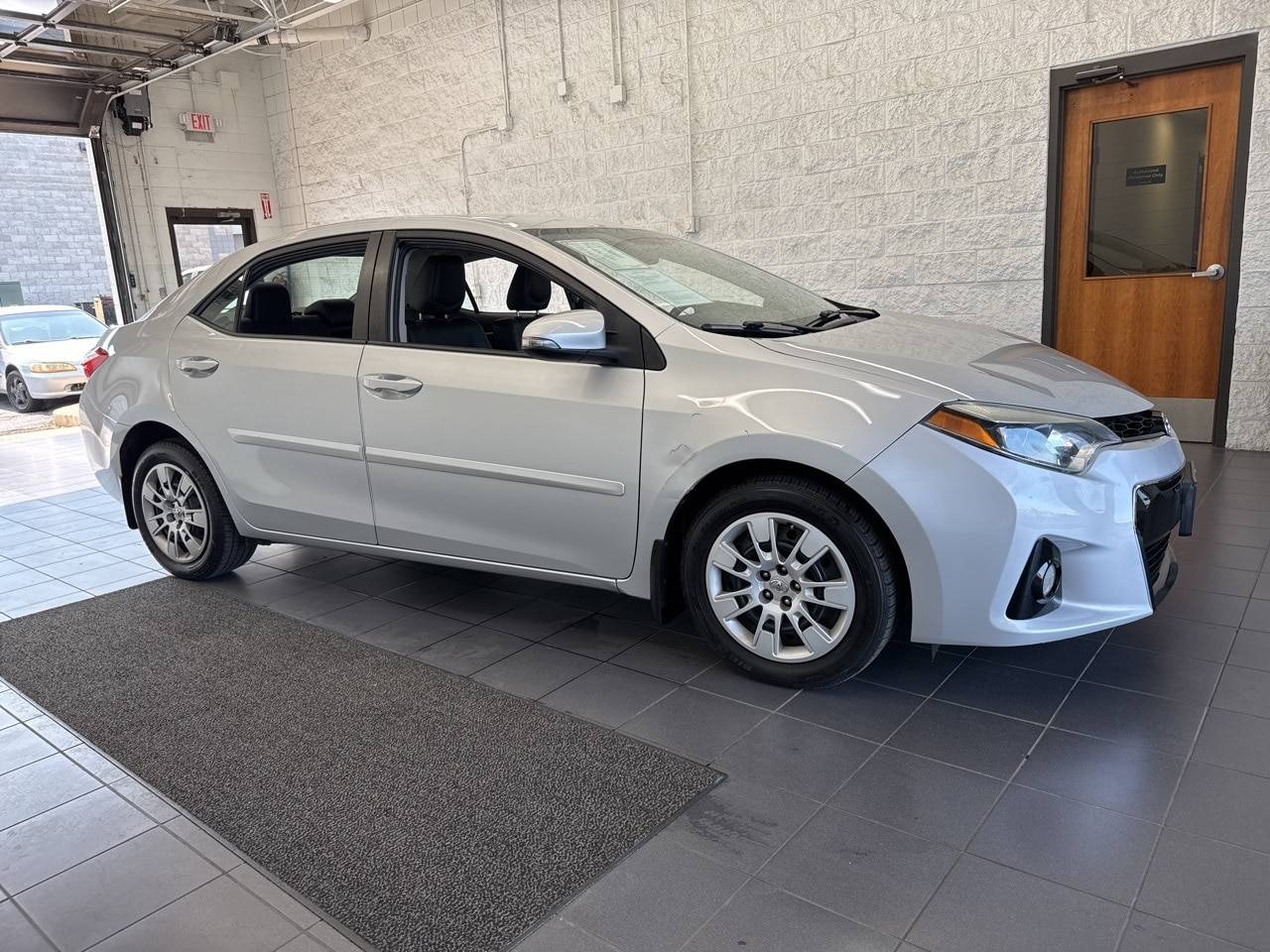2016 Toyota Corolla S — Sedan — 100,939 mi — Springfield, MO