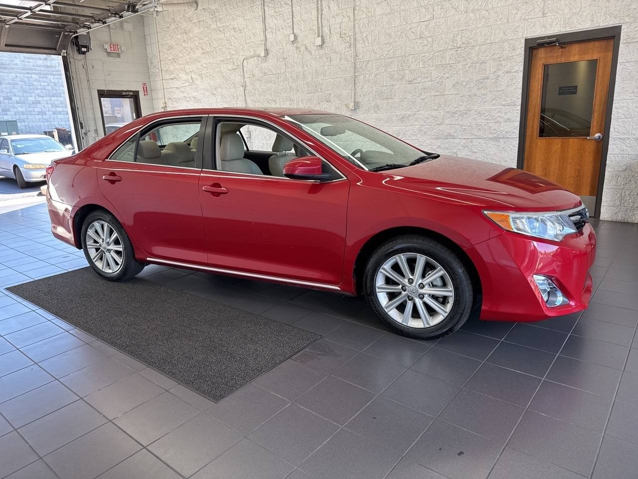 2014 Toyota Camry SE — Sedan — 55,349 mi — Springfield, MO