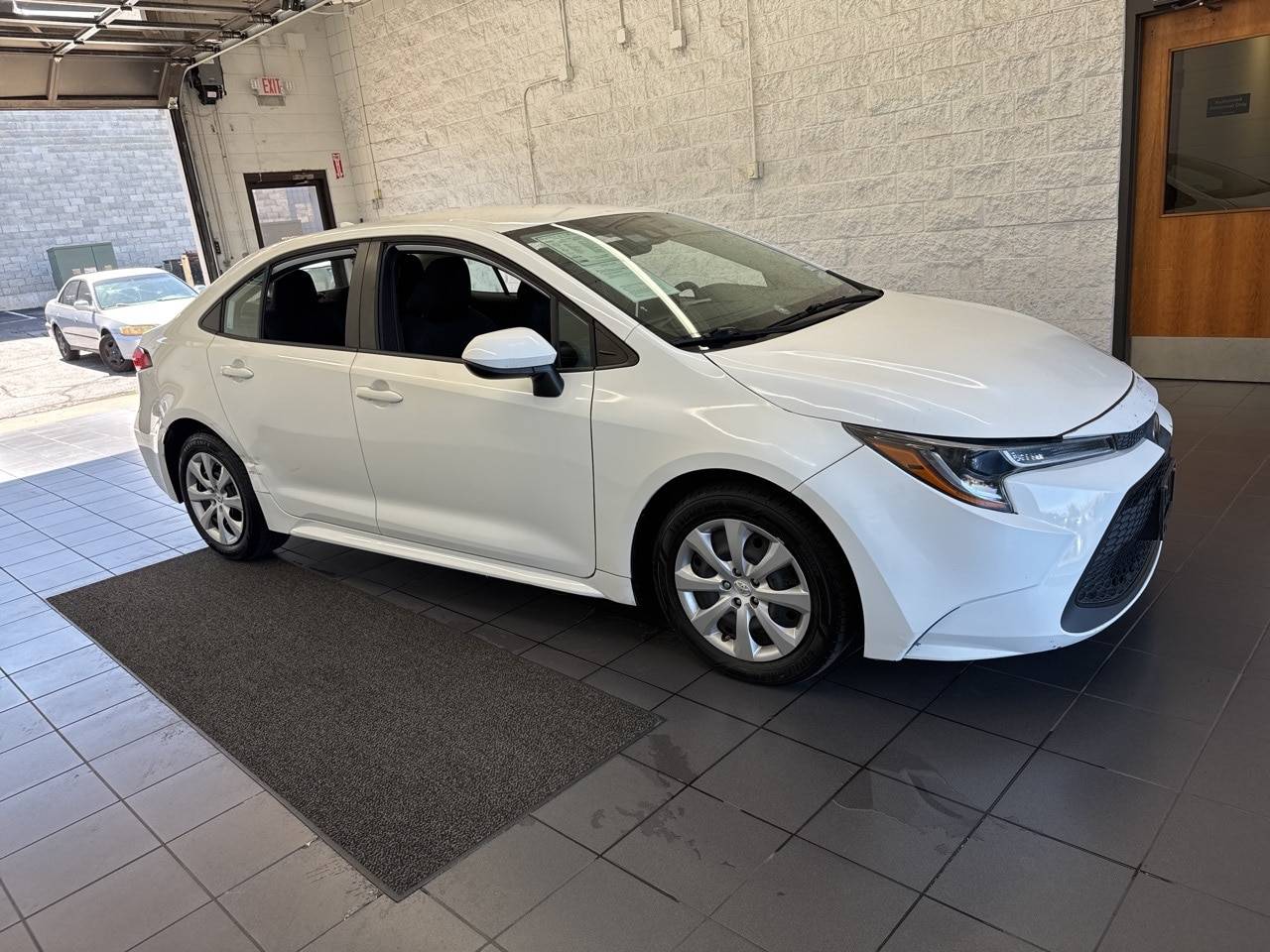 2021 Toyota Corolla LE — Sedan — 59,098 mi — Springfield, MO