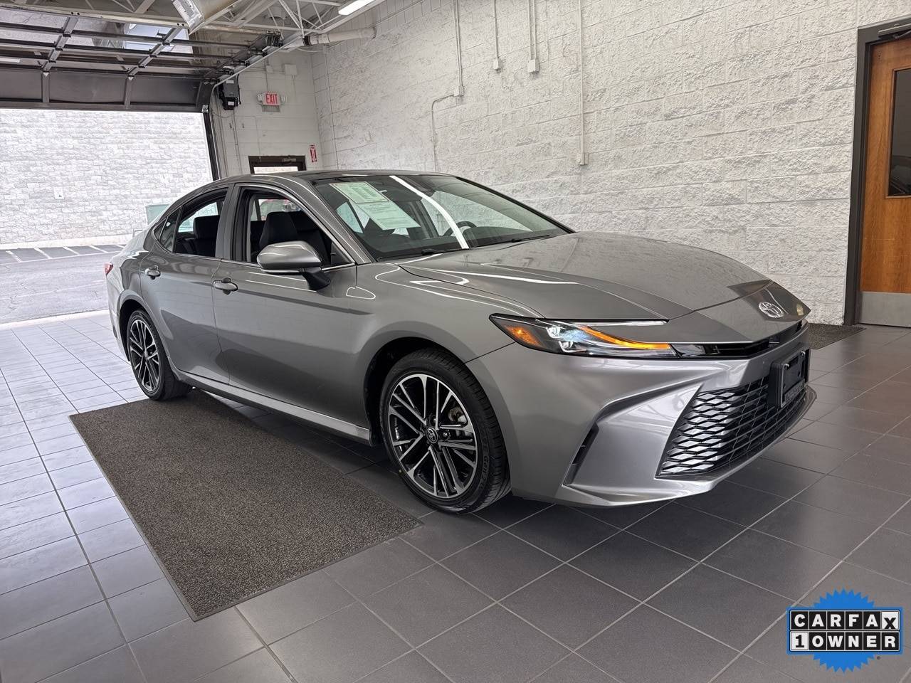 2025 Toyota Camry XSE — Sedan — 34,381 mi — Springfield, MO