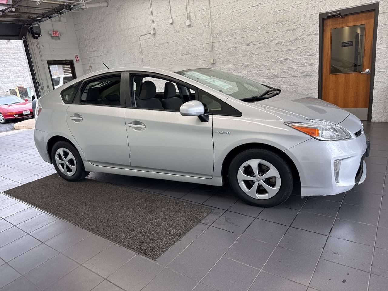 2014 Toyota Prius Three — Sedan — 88,749 mi — Springfield, MO