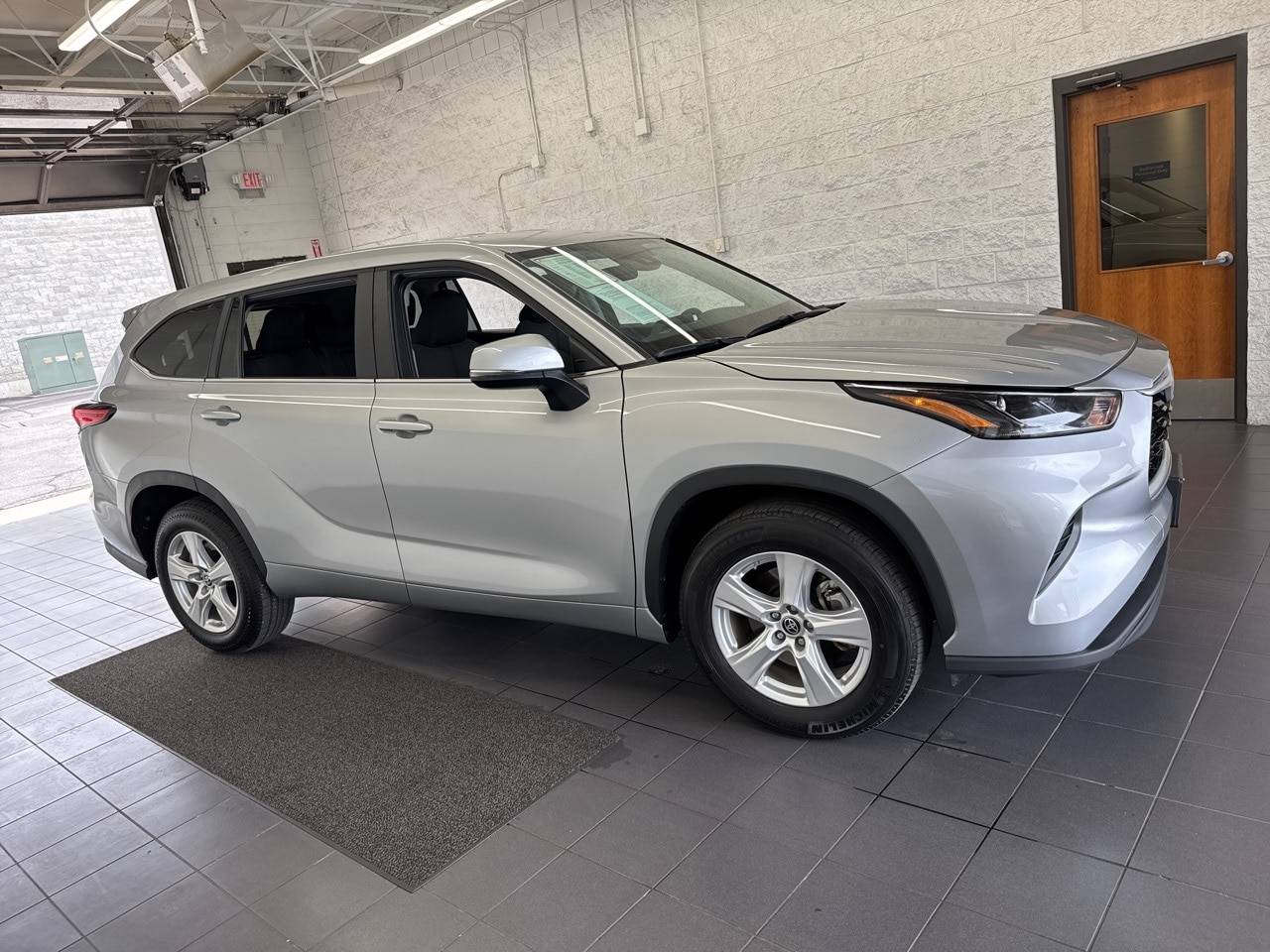 2023 Toyota Highlander L — SUV — 39,482 mi — Springfield, MO