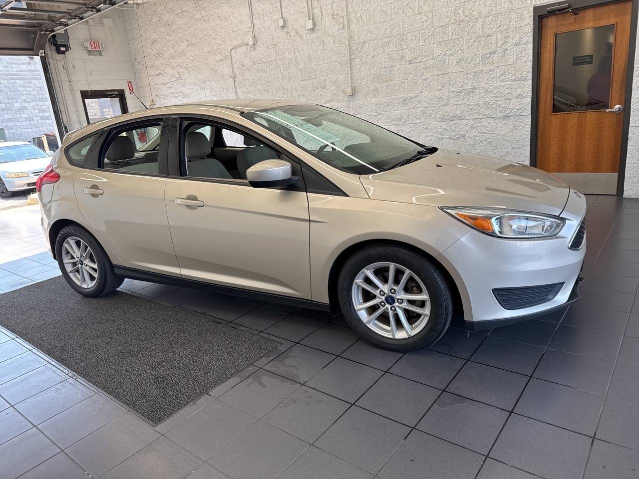 2018 Ford Focus SE — Hatchback — 60,384 mi — Springfield, MO