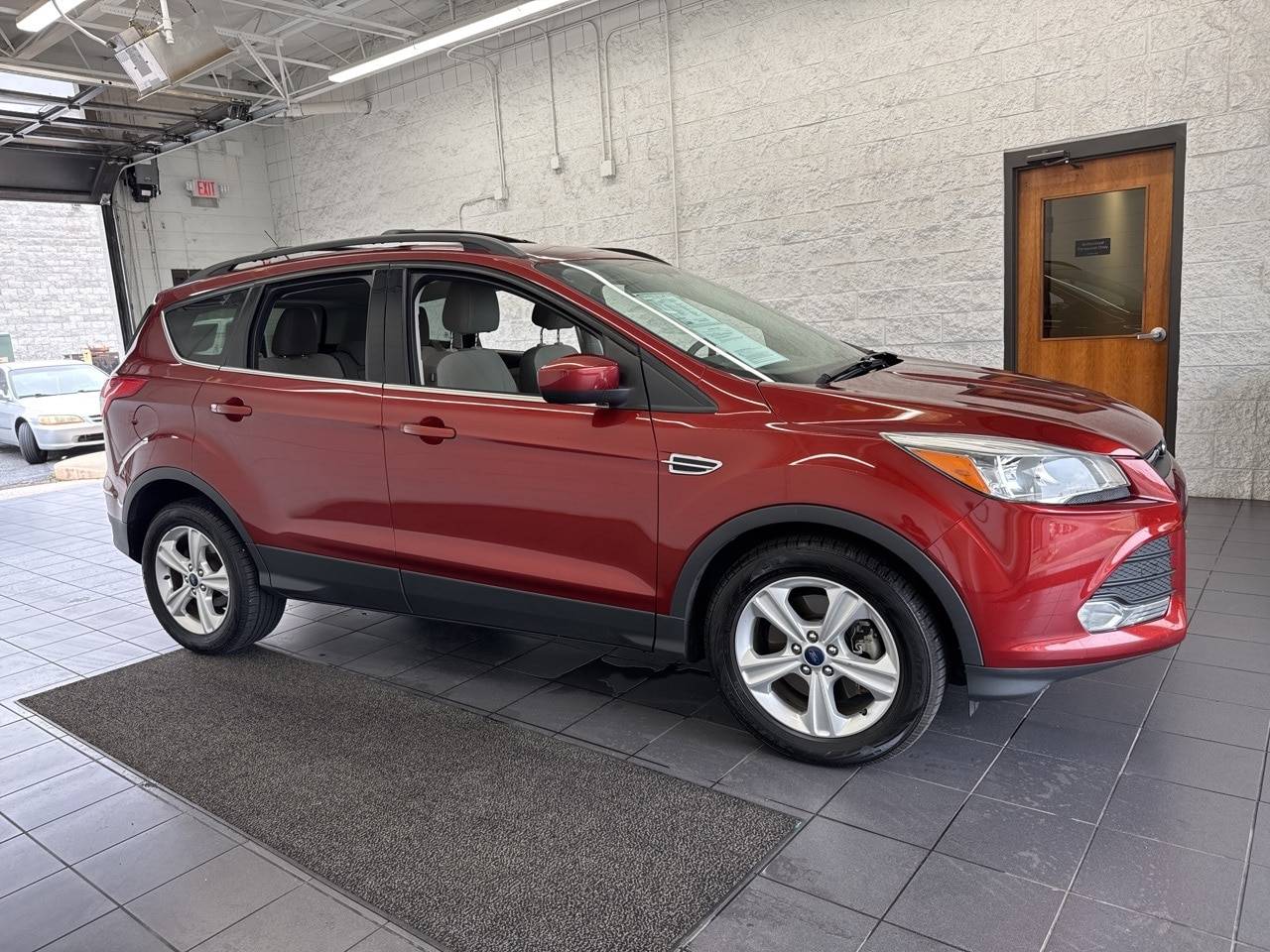 2015 Ford Escape SE — SUV — 111,798 mi — Springfield, MO