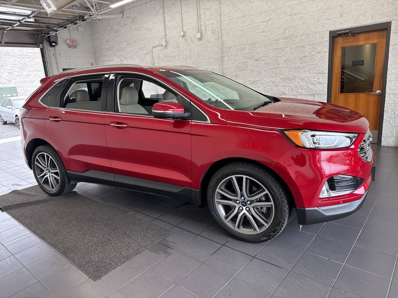 2020 Ford Edge Titanium — SUV — 59,223 mi — Springfield, MO
