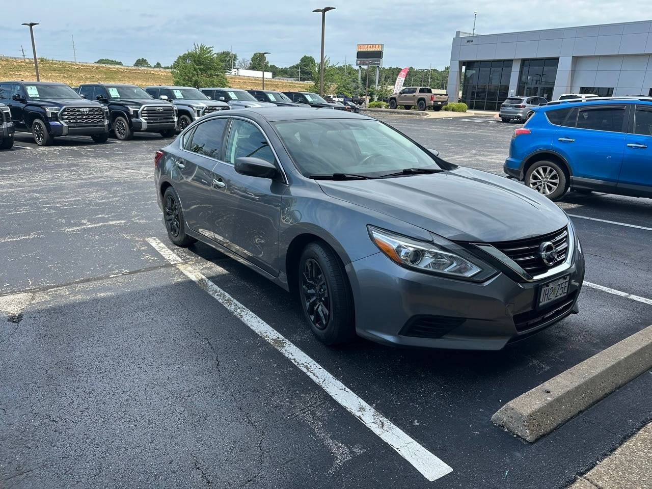 2018 Nissan Altima 2.5 S — Sedan — 139,413 mi — Springfield, MO
