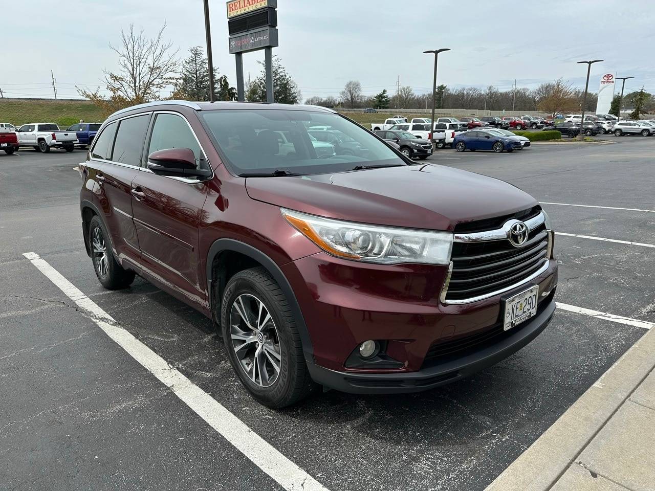 2016 Toyota Highlander XLE — SUV — 137,322 mi — Springfield, MO