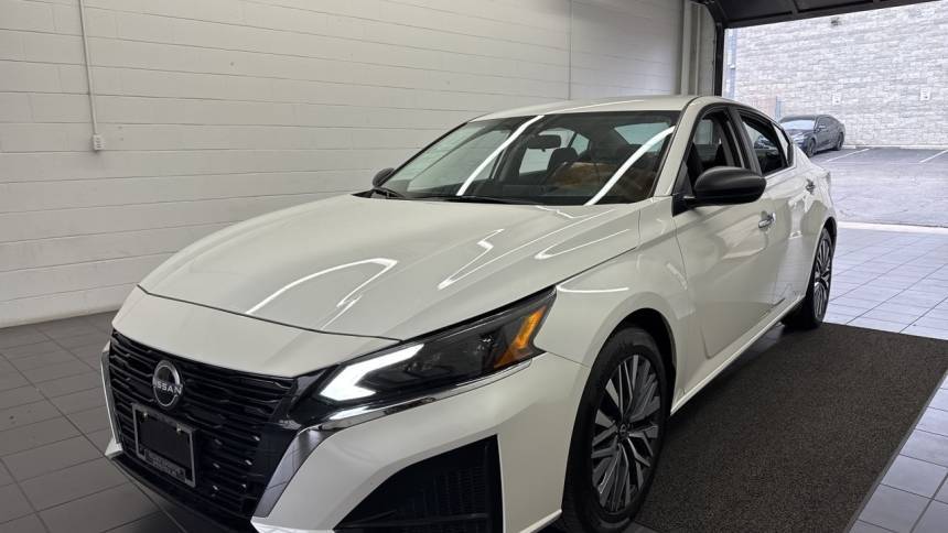 2024 Nissan Altima SV — Sedan — 33,514 mi — Springfield, MO