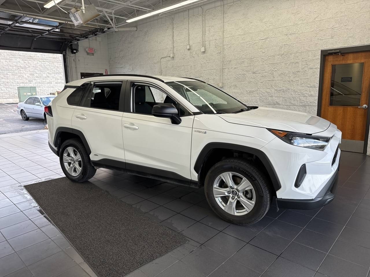 2020 Toyota RAV4 Hybrid LE — SUV — 89,073 mi — Springfield, MO