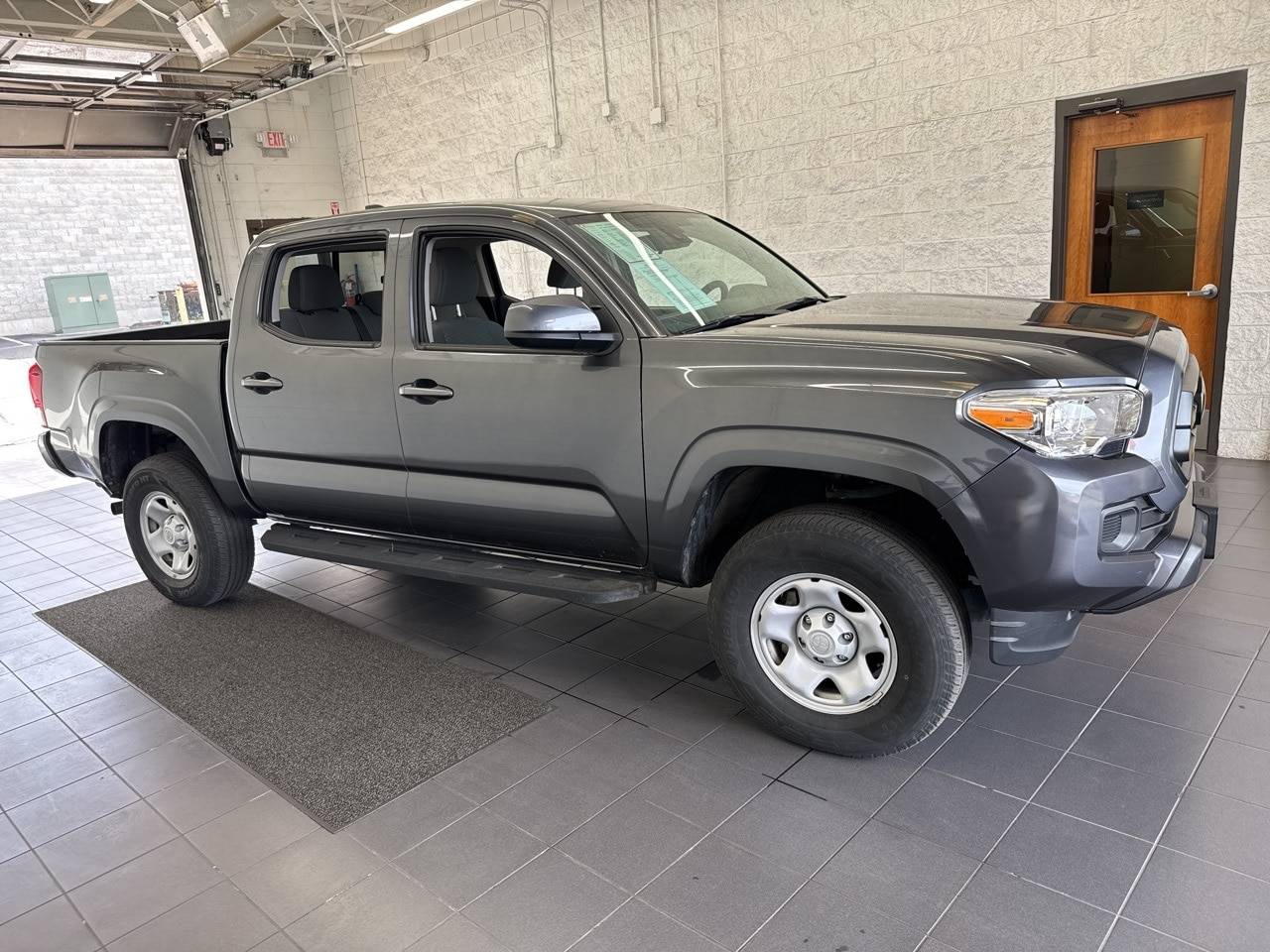 2021 Toyota Tacoma SR — Pickup Truck — 28,981 mi — Springfield, MO