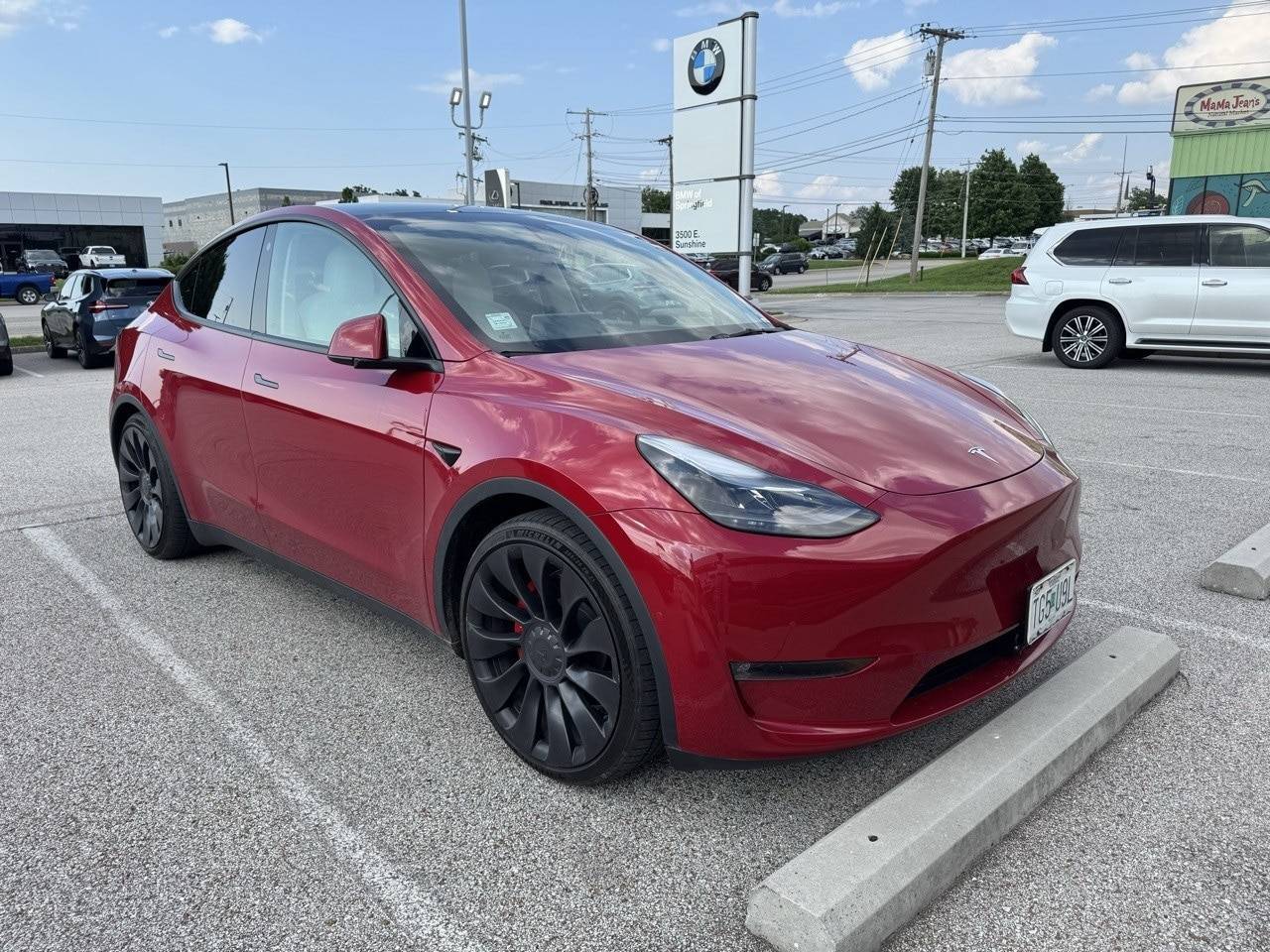 2023 Tesla Model Y Performance — SUV — 32,662 mi — Springfield, MO