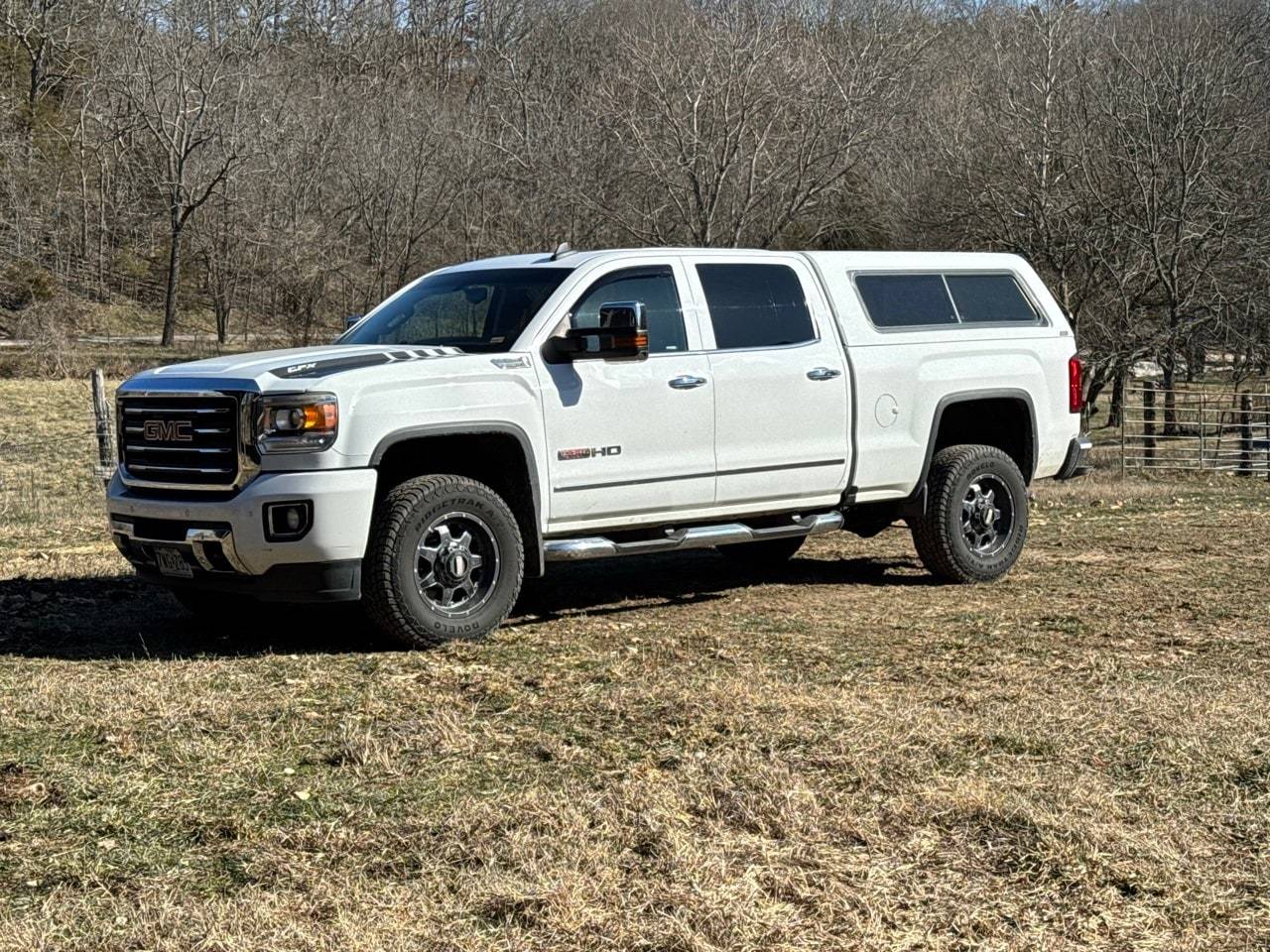 2016 GMC Sierra 2500HD SLT — Pickup Truck — 193,191 mi — Springfield, MO