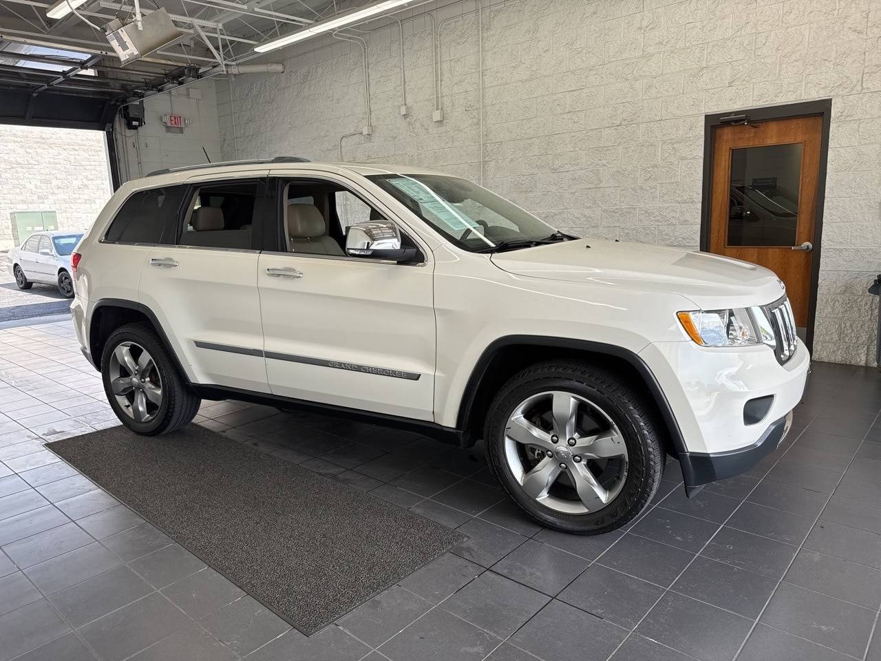 2011 Jeep Grand Cherokee Limited — SUV — 126,169 mi — Springfield, MO