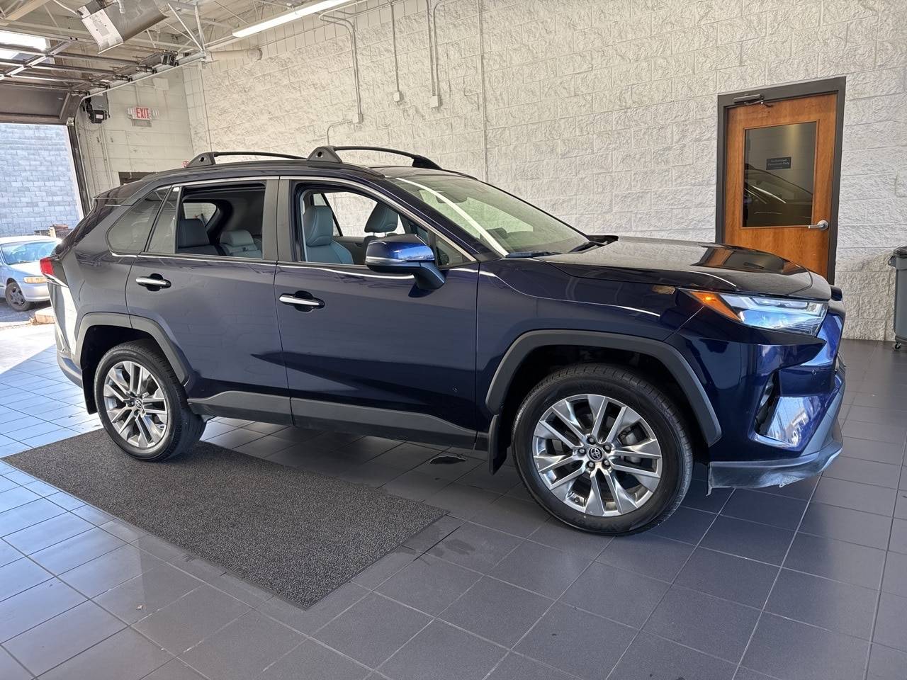 2023 Toyota RAV4 Limited — SUV — 37,846 mi — Springfield, MO
