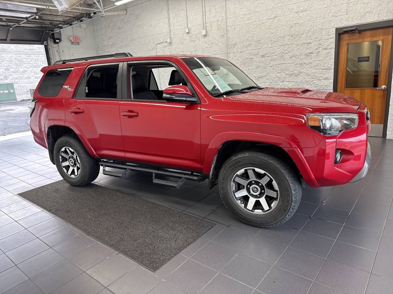 2019 Toyota 4Runner TRD Off Road Premium — SUV — 119,713 mi — Springfield, MO