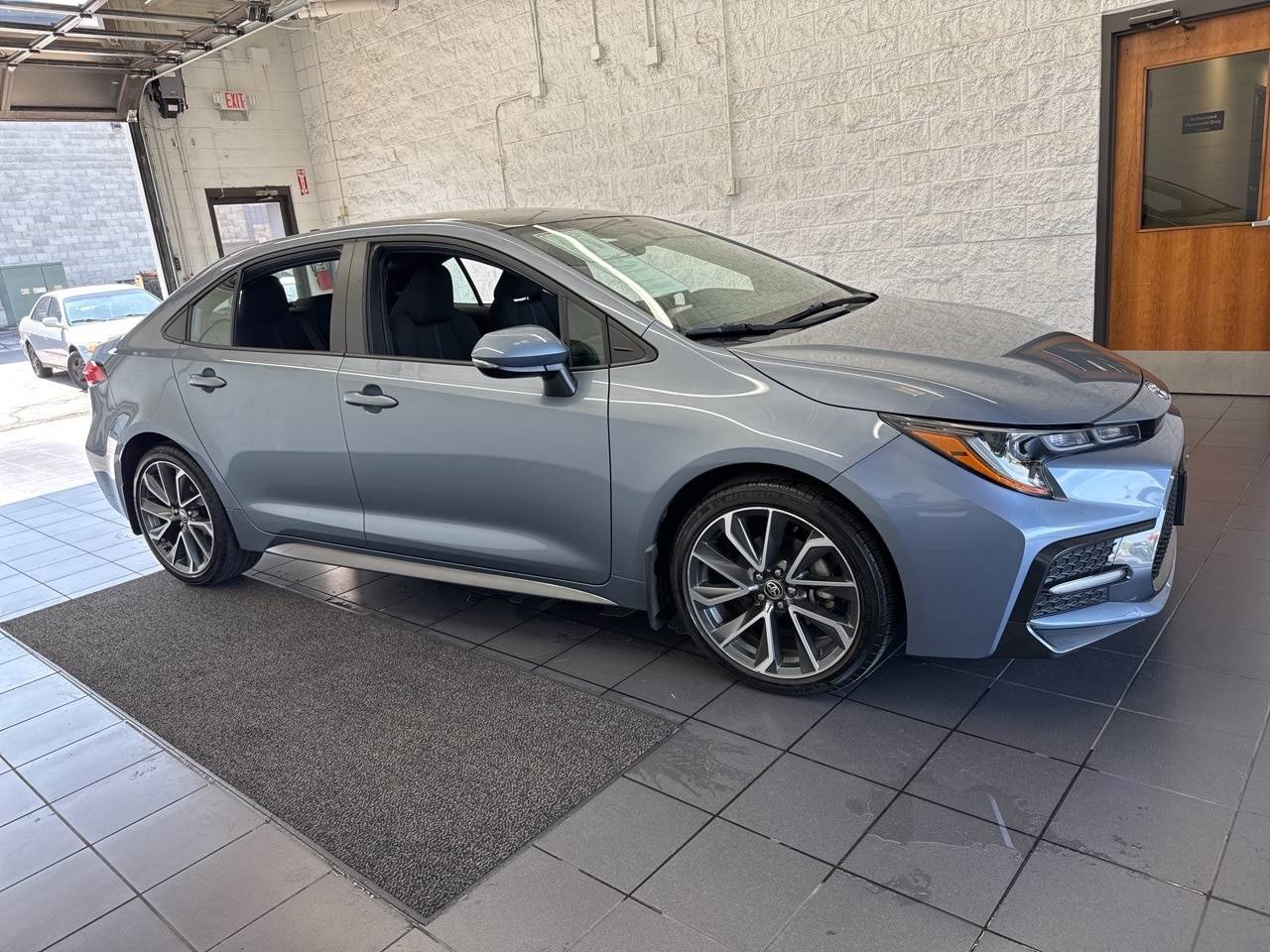 2021 Toyota Corolla SE — Sedan — 32,323 mi — Springfield, MO