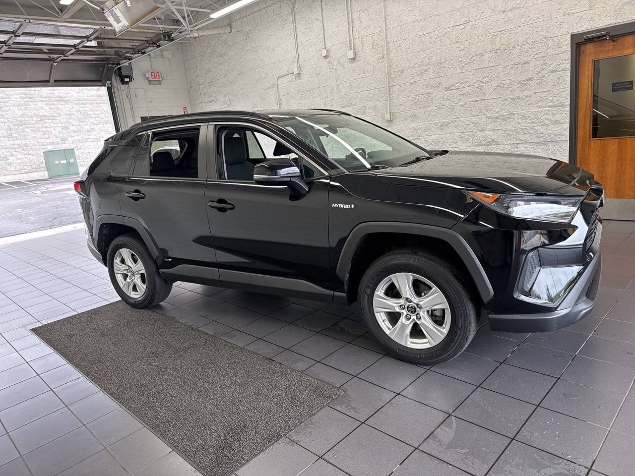 2021 Toyota RAV4 Hybrid LE — SUV — 39,646 mi — Springfield, MO