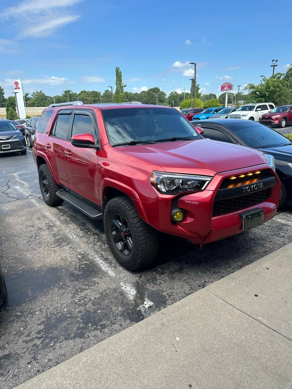 2014 Toyota 4Runner SR5 — SUV — 183,008 mi — Springfield, MO