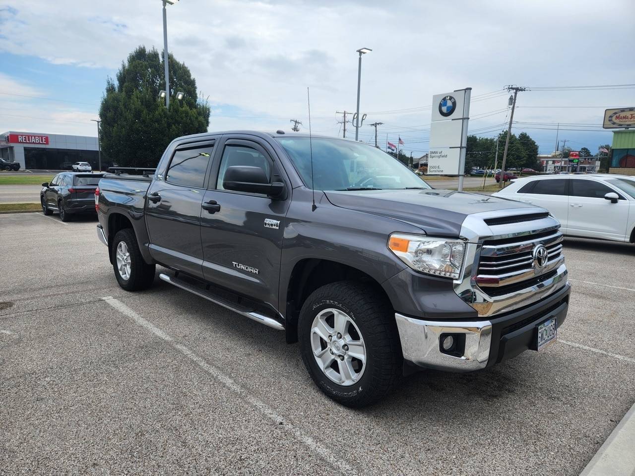2017 Toyota Tundra SR5 — Pickup Truck — 58,918 mi — Springfield, MO