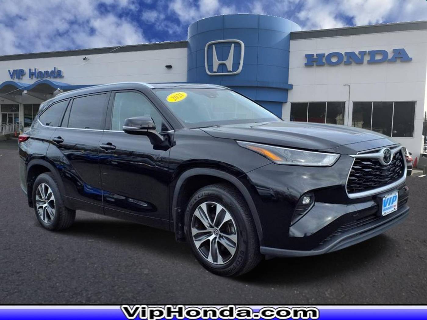 2021 Toyota Highlander XLE — SUV — 40,664 mi — North Plainfield, NJ