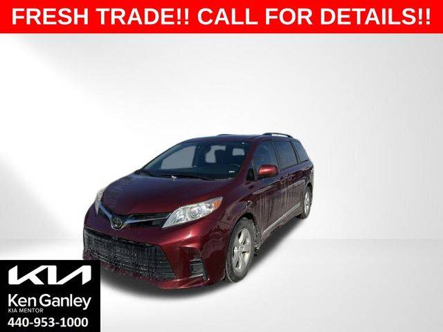 2018 Toyota Sienna LE — Minivan — 80,035 mi — Mentor, OH