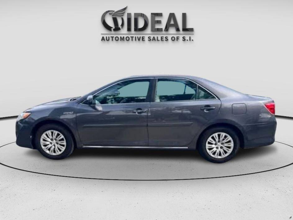 2014 Toyota Camry Hybrid LE — Sedan — 147,709 mi — Staten Island, NY