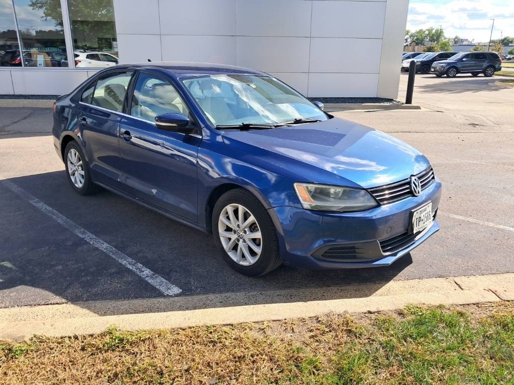 2013 Volkswagen Jetta SE — Sedan — 134,575 mi — Bloomington, MN