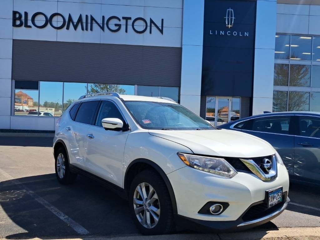 2016 Nissan Rogue SV — SUV — 141,565 mi — Bloomington, MN