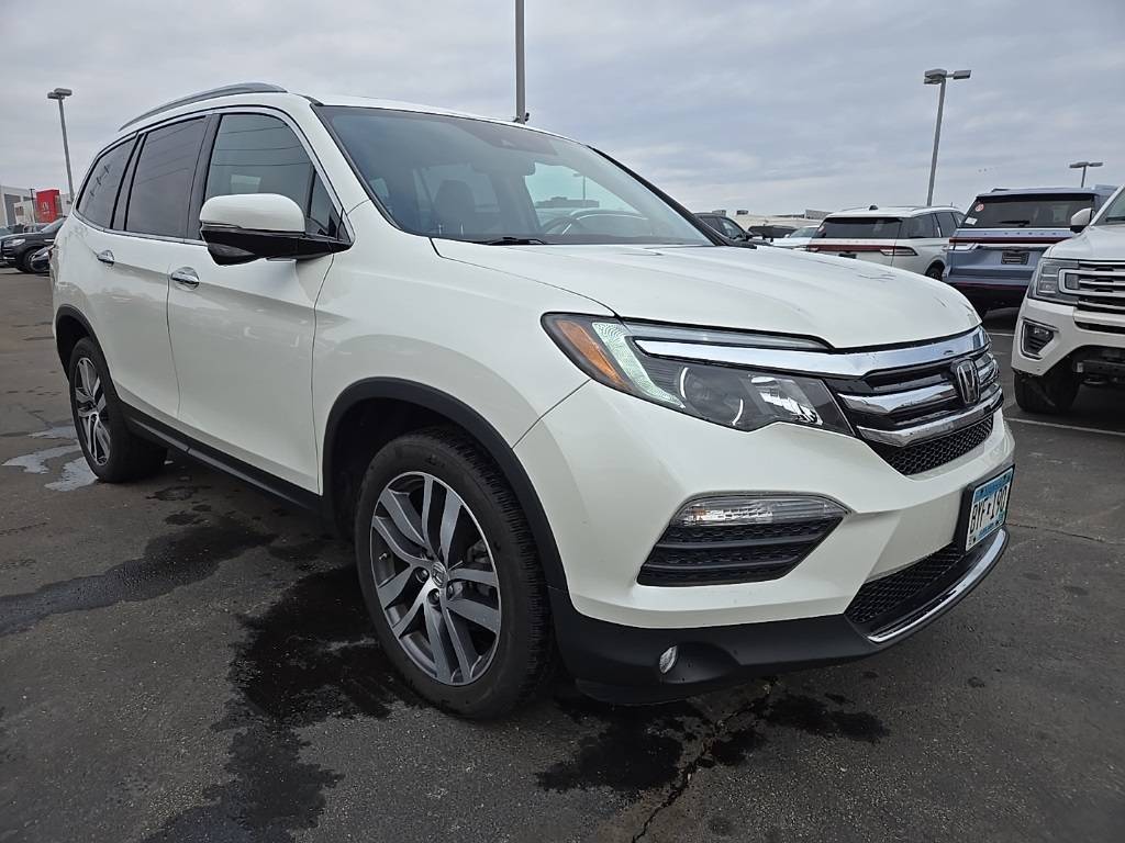 2018 Honda Pilot Touring — SUV — 64,582 mi — Bloomington, MN